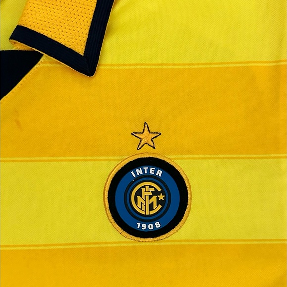 Vintage Inter FC Soccer Jersey Polo in Yellow with Pirelli Logo - Picture 3 of 5